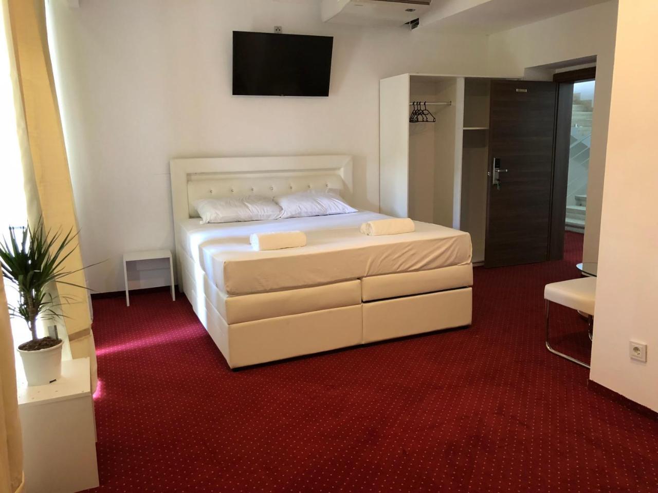 Hotel Park 크리크베니카 외부 사진